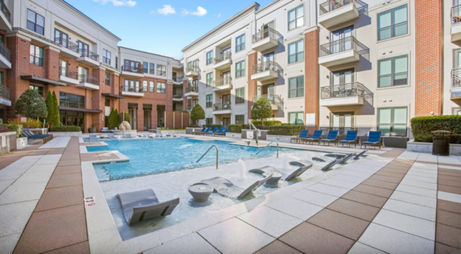Allure exterior