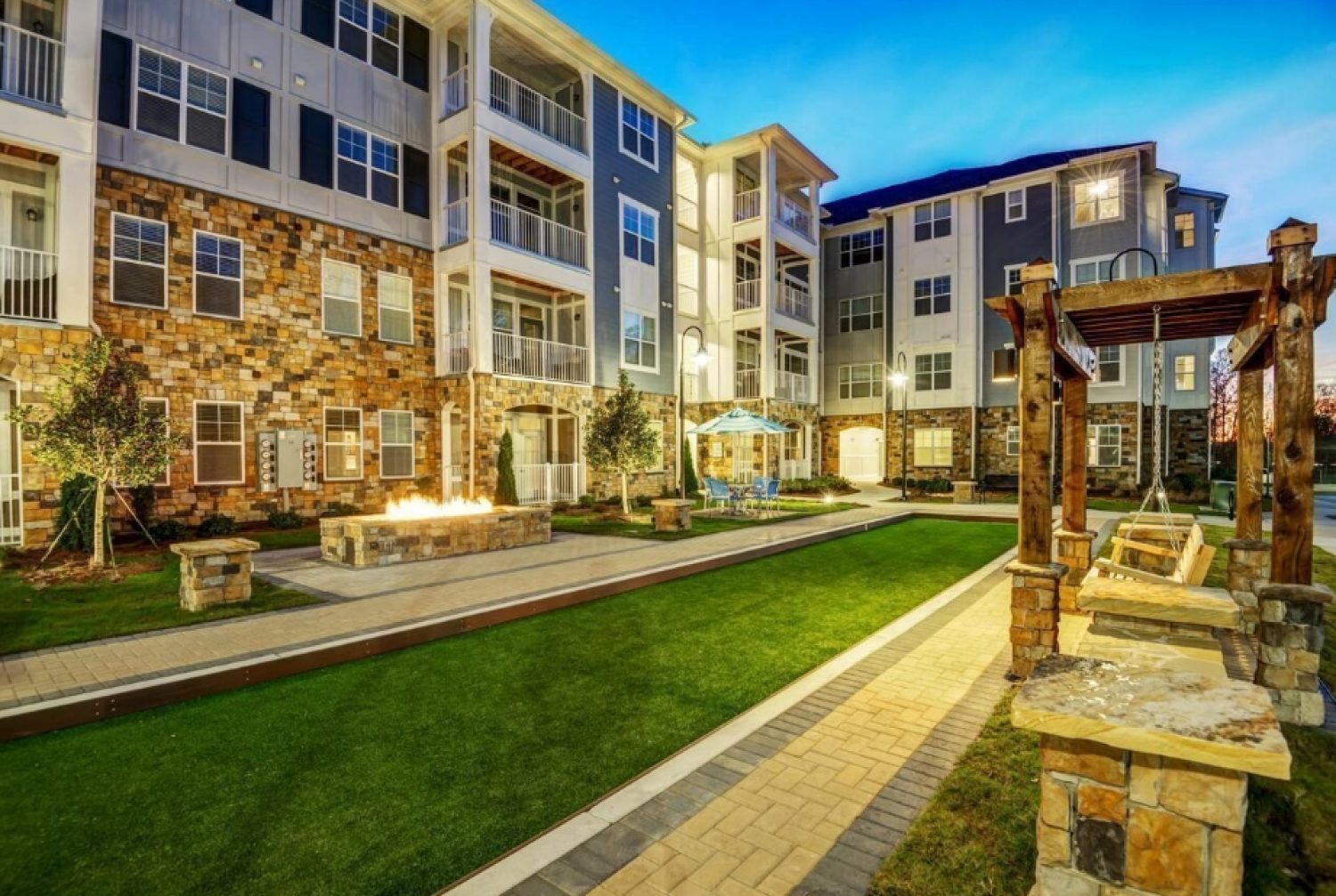 Element Ballantyne exterior
