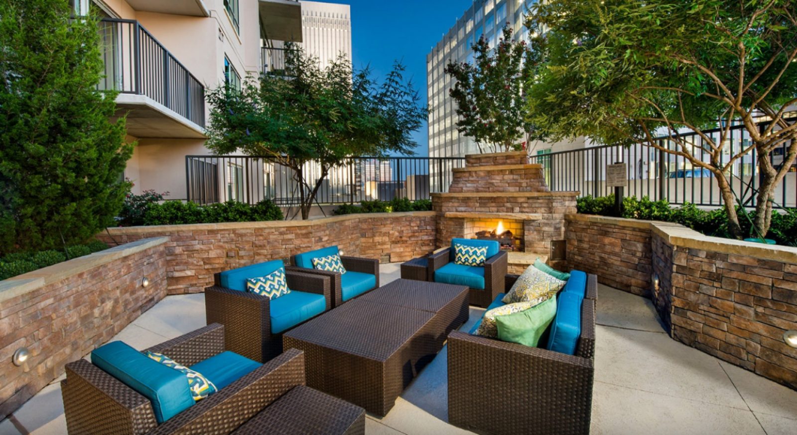 Bell Uptown — amenities