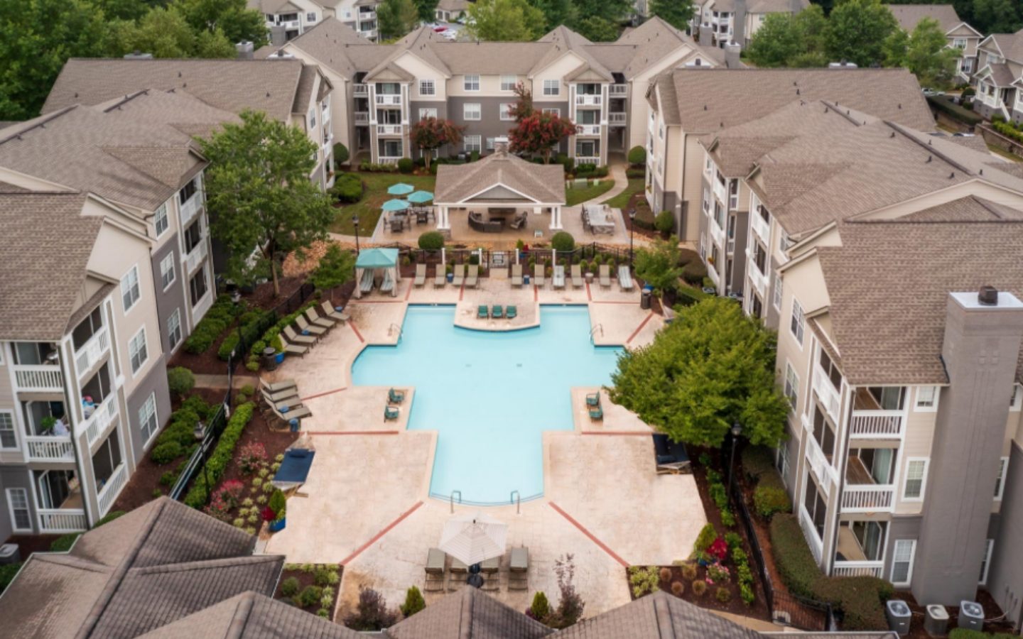 501 Estates exterior