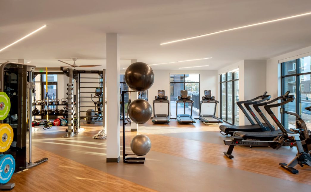 Alta Davis — amenities
