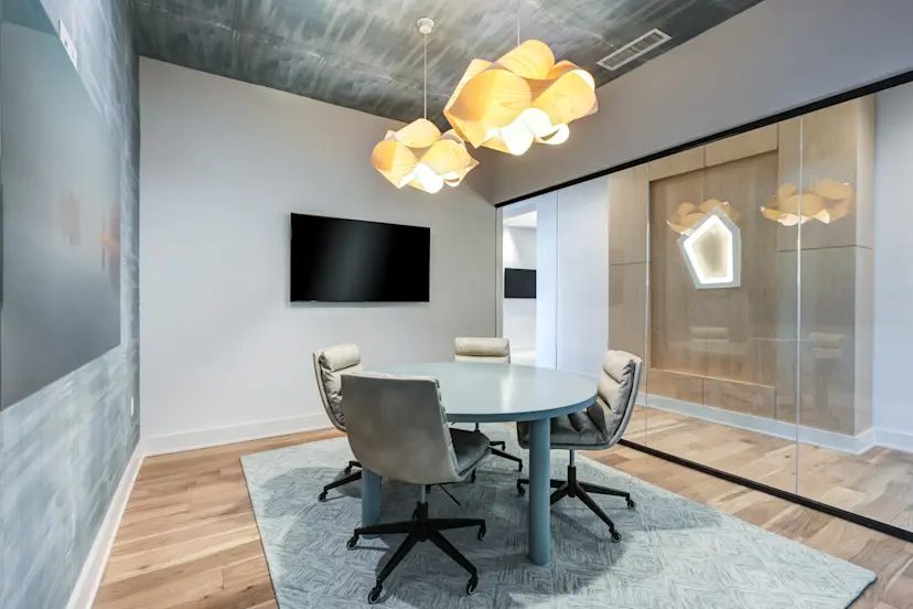 Camden LoSo — amenities