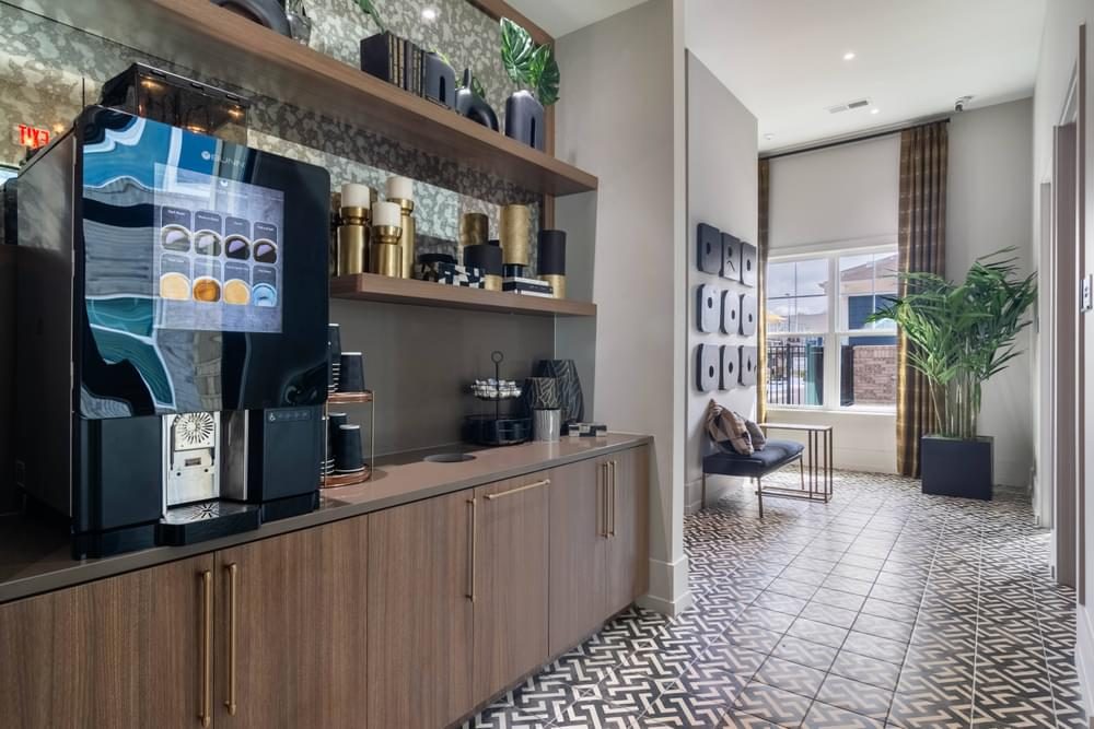 Hawthorne Northwest — amenities