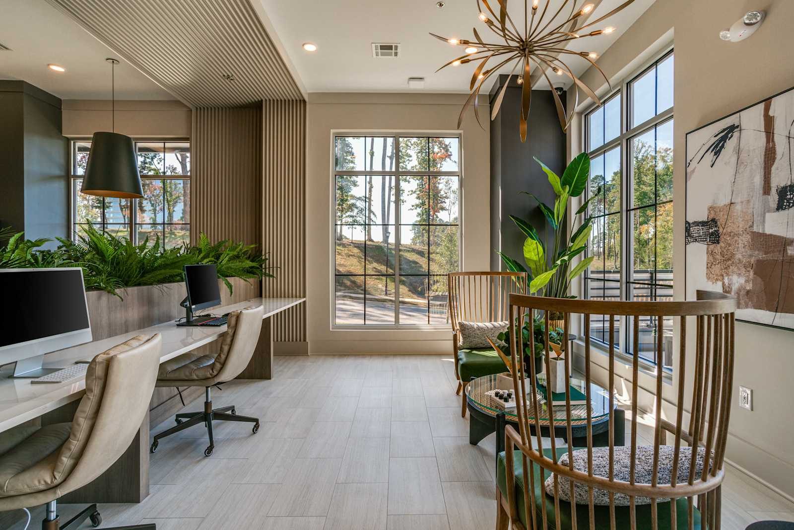 Meridian at North Hills — amenities