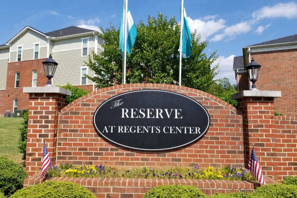 Reserve at Regents Center — amenities